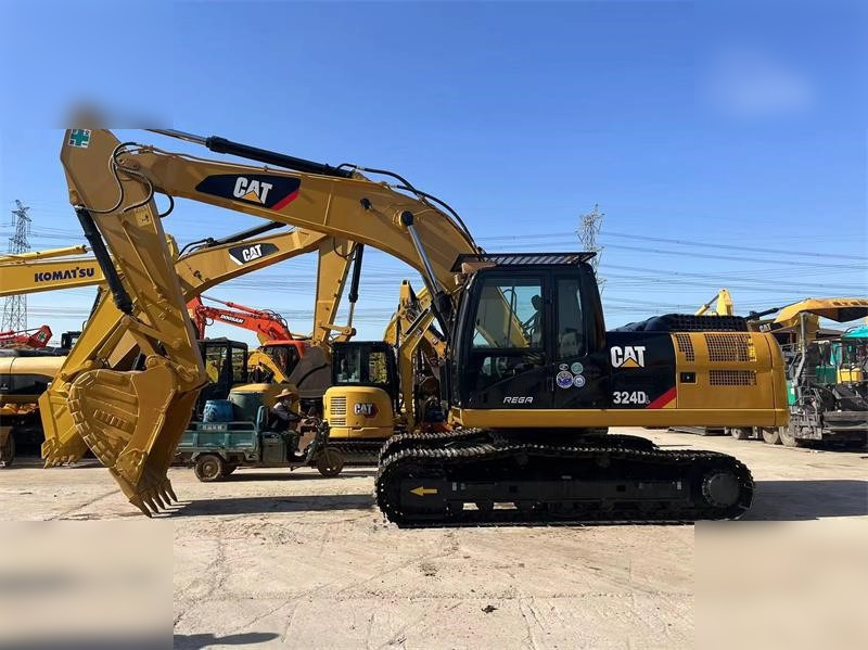 CATERPILLAR 324DL - Escavadora de rastos: foto 1 CATERPILLAR 324DL - Escavadora de rastos: foto 1
