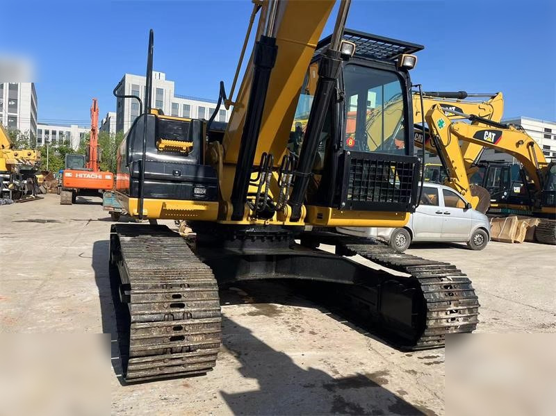 CATERPILLAR 324DL - Escavadora de rastos: foto 4 CATERPILLAR 324DL - Escavadora de rastos: foto 4