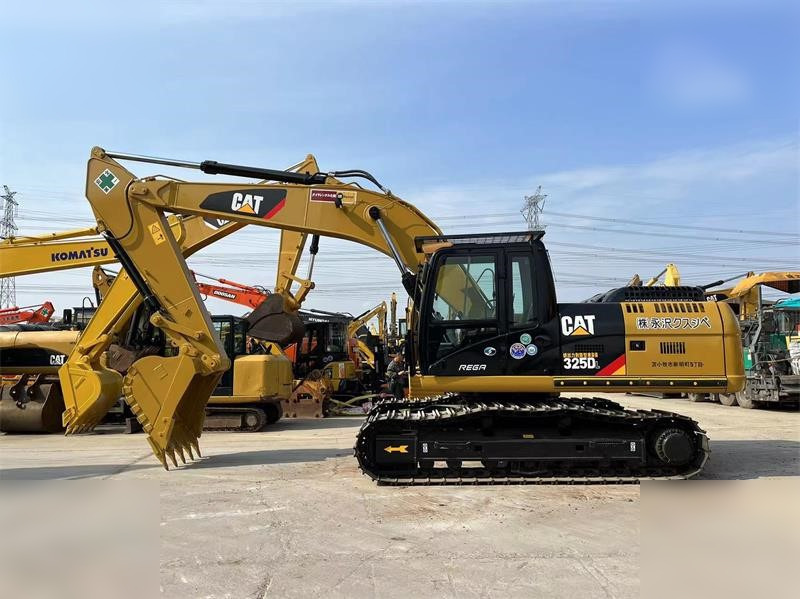 CATERPILLAR 325DL - Escavadora de rastos: foto 1 CATERPILLAR 325DL - Escavadora de rastos: foto 1