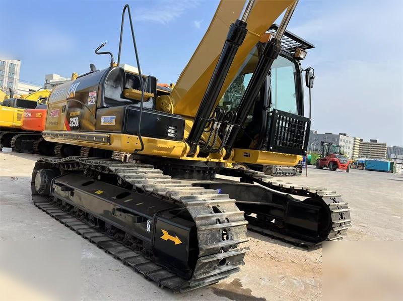 CATERPILLAR 325DL - Escavadora de rastos: foto 4 CATERPILLAR 325DL - Escavadora de rastos: foto 4