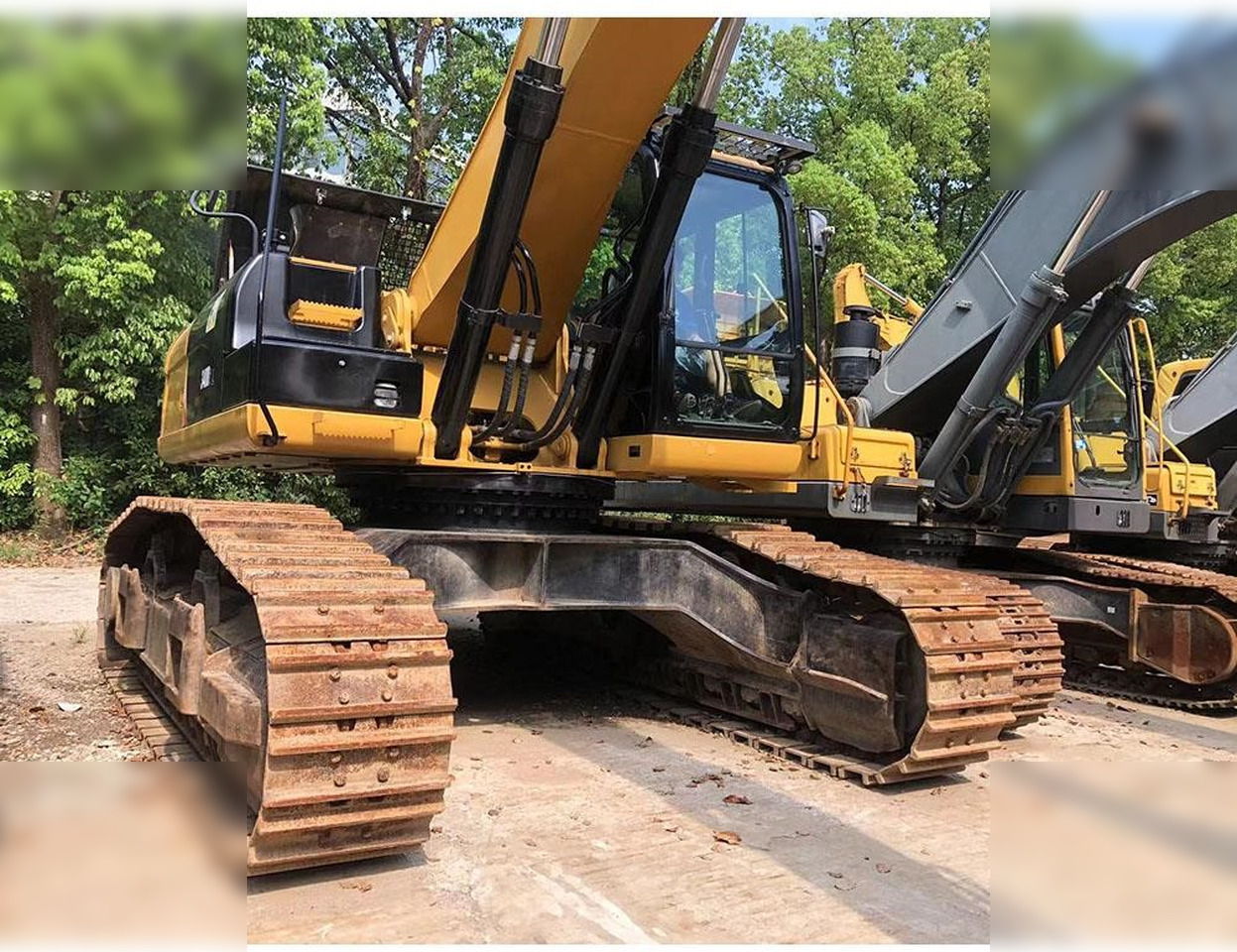 CATERPILLAR 340D2L - Escavadora de rastos: foto 1 CATERPILLAR 340D2L - Escavadora de rastos: foto 1