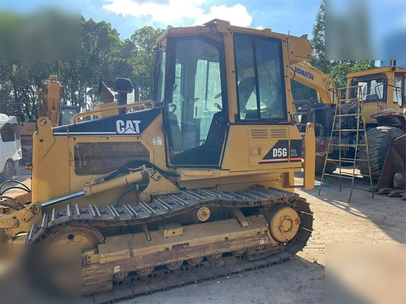 CATERPILLAR D5G XL - Buldôzer: foto 4 CATERPILLAR D5G XL - Buldôzer: foto 4