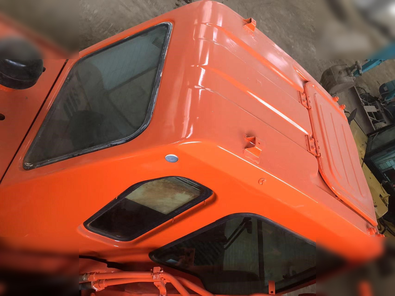 DOOSAN DH150 LC-7 - Escavadora de rastos: foto 4 DOOSAN DH150 LC-7 - Escavadora de rastos: foto 4