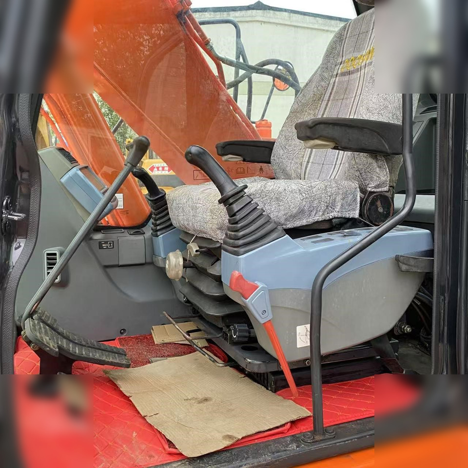 DOOSAN DX140 LC - Escavadora de rastos: foto 3 DOOSAN DX140 LC - Escavadora de rastos: foto 3