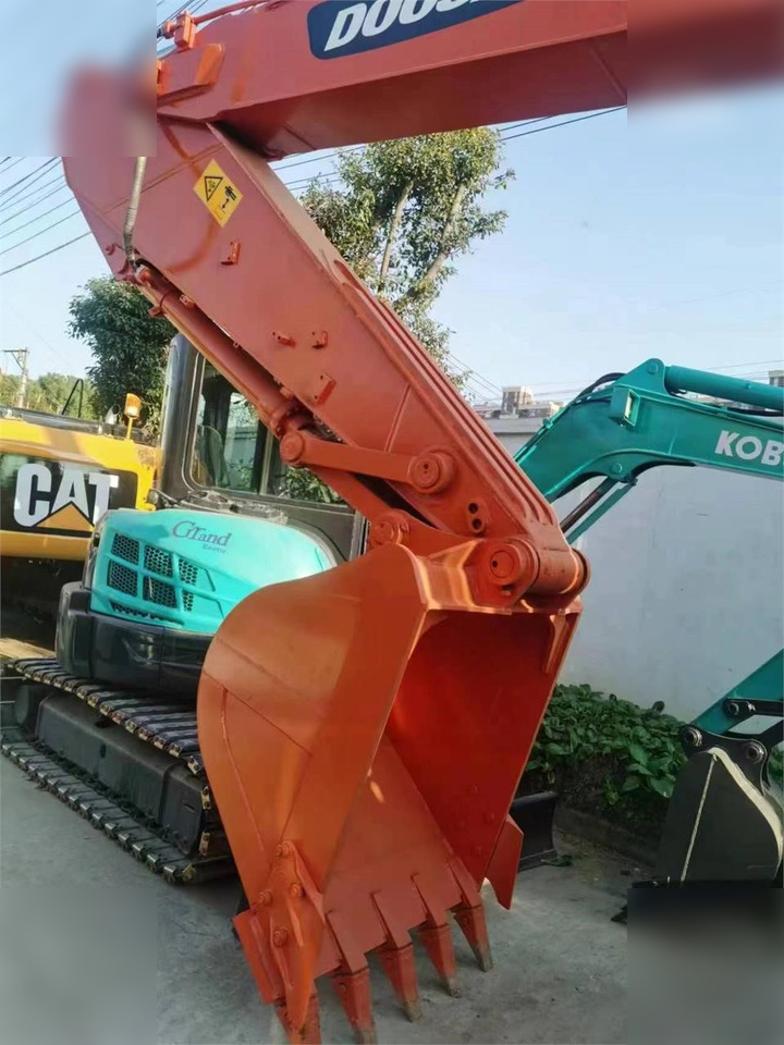 Escavadora de rastos DOOSAN DX225 LC-5: foto 9