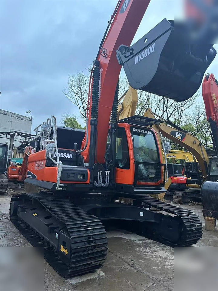 DOOSAN DX300 LC-9C - Escavadora de rastos: foto 5 DOOSAN DX300 LC-9C - Escavadora de rastos: foto 5