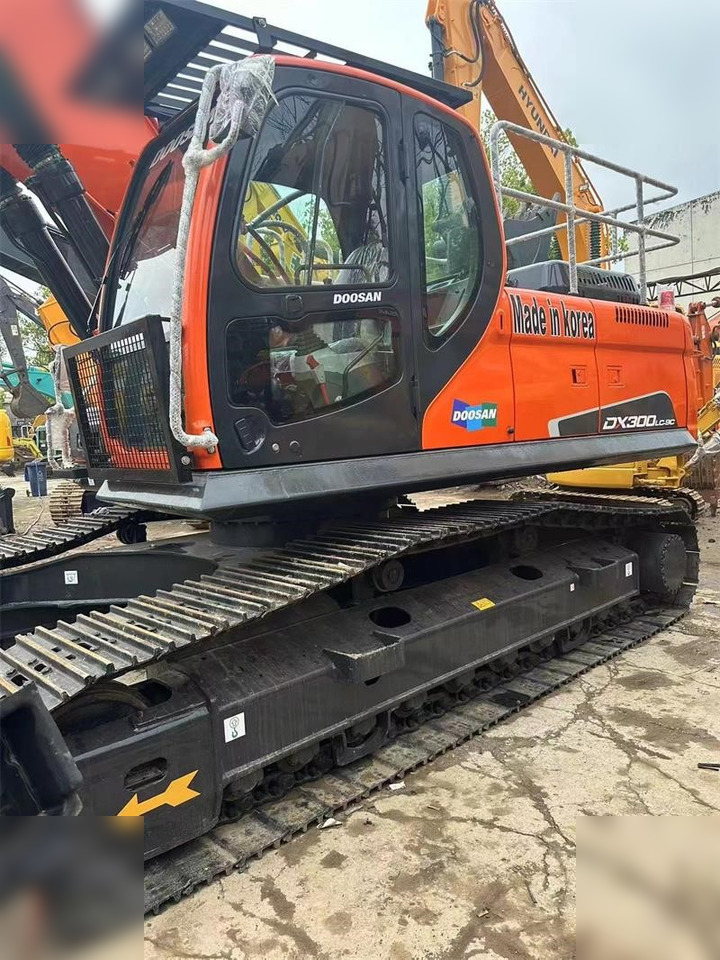 Escavadora de rastos DOOSAN DX300 LC-9C: foto 7