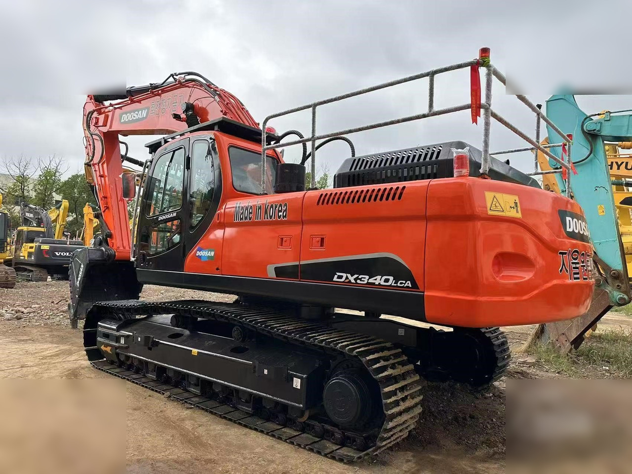 DOOSAN DX340 LCA - Escavadora de rastos: foto 1 DOOSAN DX340 LCA - Escavadora de rastos: foto 1