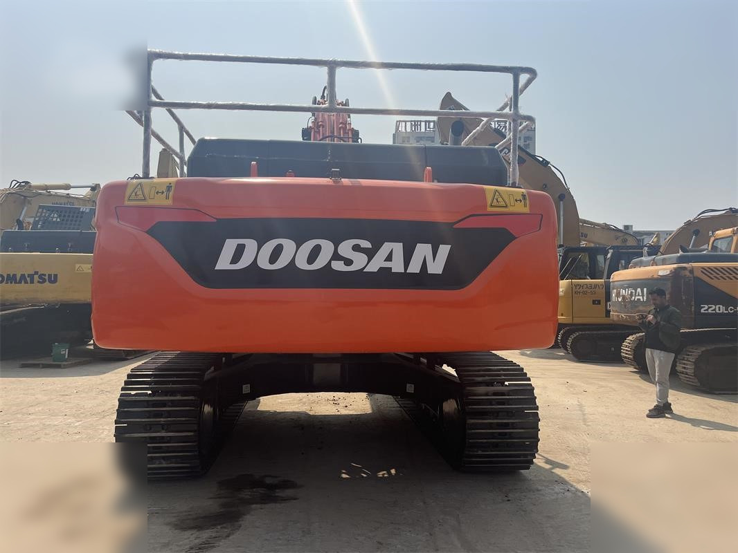 DOOSAN DX340 LCA - Escavadora de rastos: foto 3 DOOSAN DX340 LCA - Escavadora de rastos: foto 3
