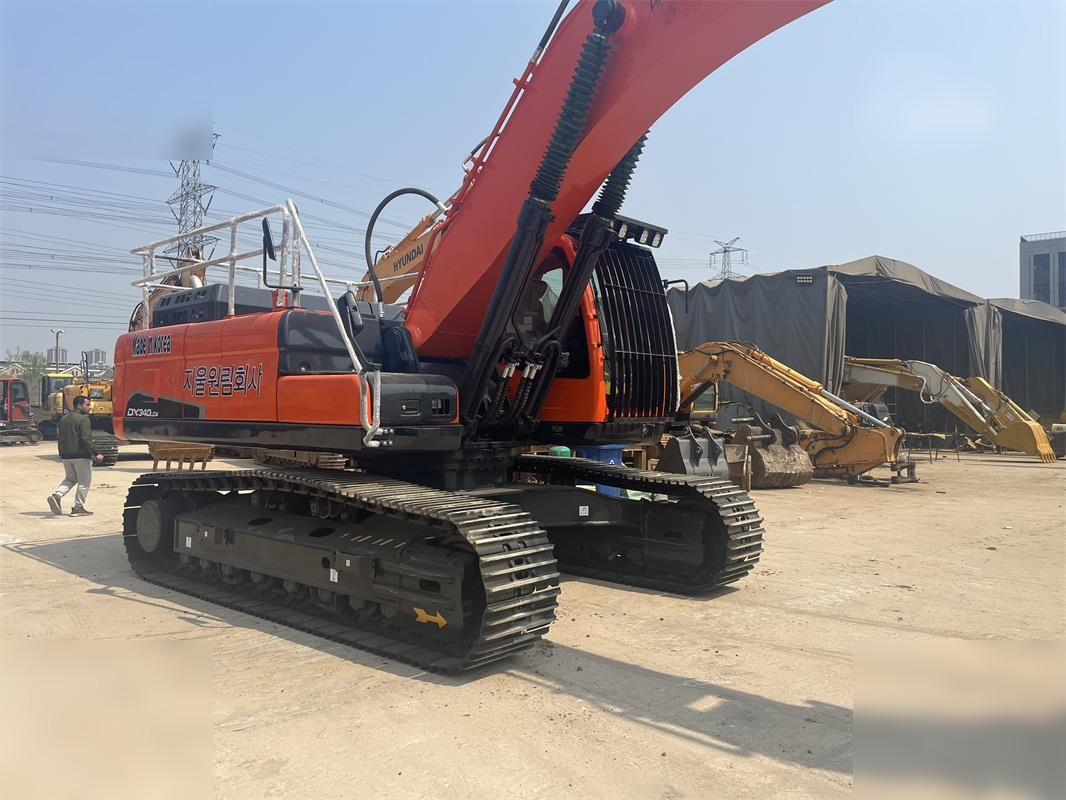 DOOSAN DX340 LCA - Escavadora de rastos: foto 4 DOOSAN DX340 LCA - Escavadora de rastos: foto 4