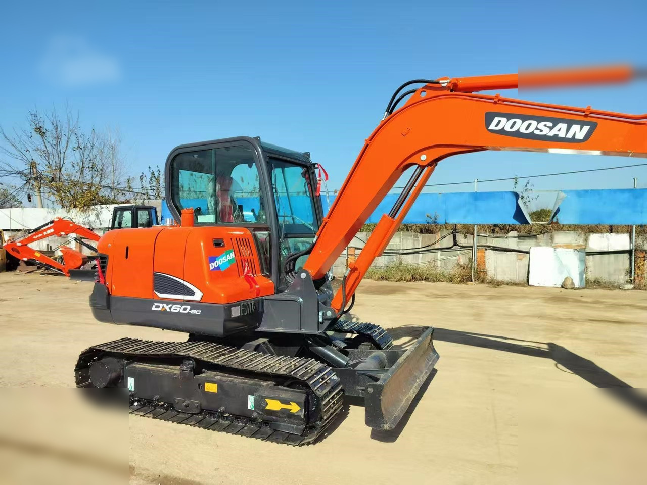 DOOSAN DX60-9C - Escavadora de rastos: foto 3 DOOSAN DX60-9C - Escavadora de rastos: foto 3