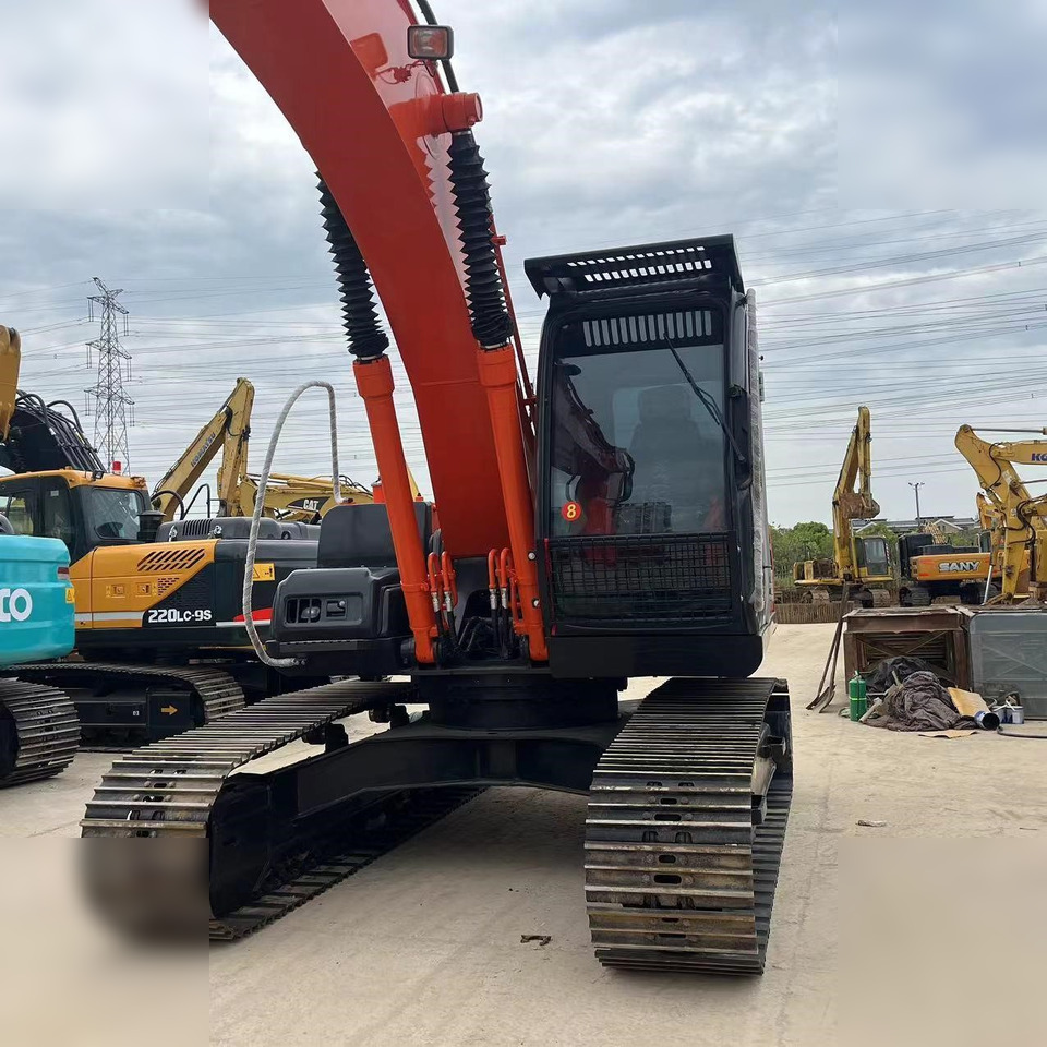 HITACHI ZX200-3G - Escavadora de rastos: foto 4 HITACHI ZX200-3G - Escavadora de rastos: foto 4