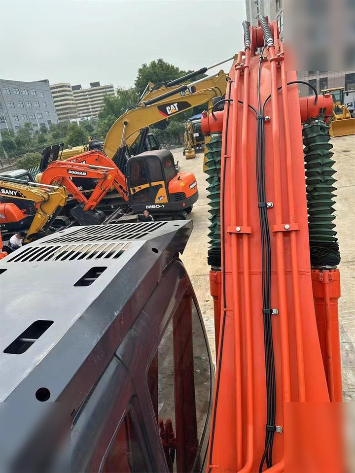 HITACHI ZX200-3G - Escavadora de rastos: foto 5 HITACHI ZX200-3G - Escavadora de rastos: foto 5