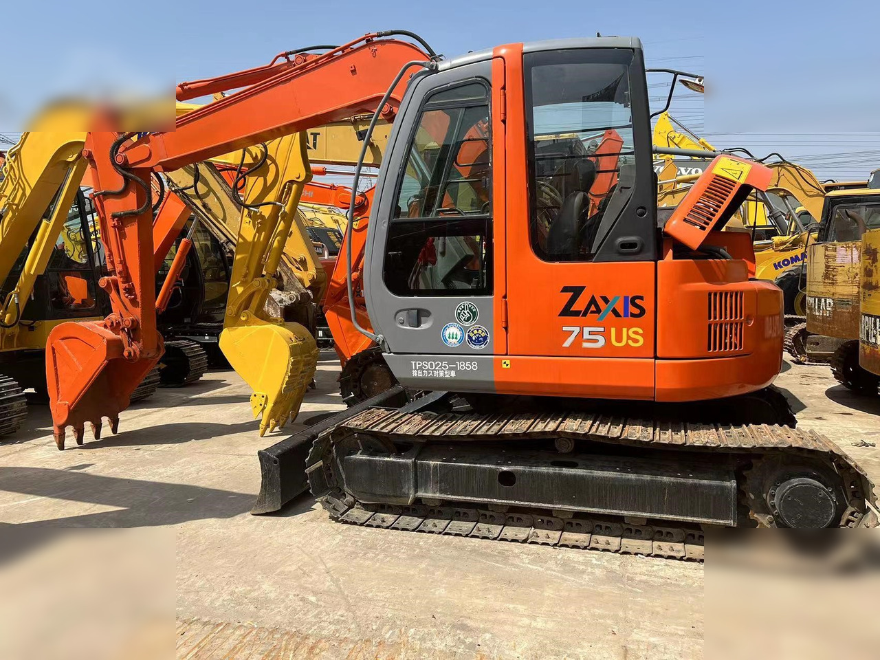 HITACHI ZX75US - Escavadora de rastos: foto 4 HITACHI ZX75US - Escavadora de rastos: foto 4