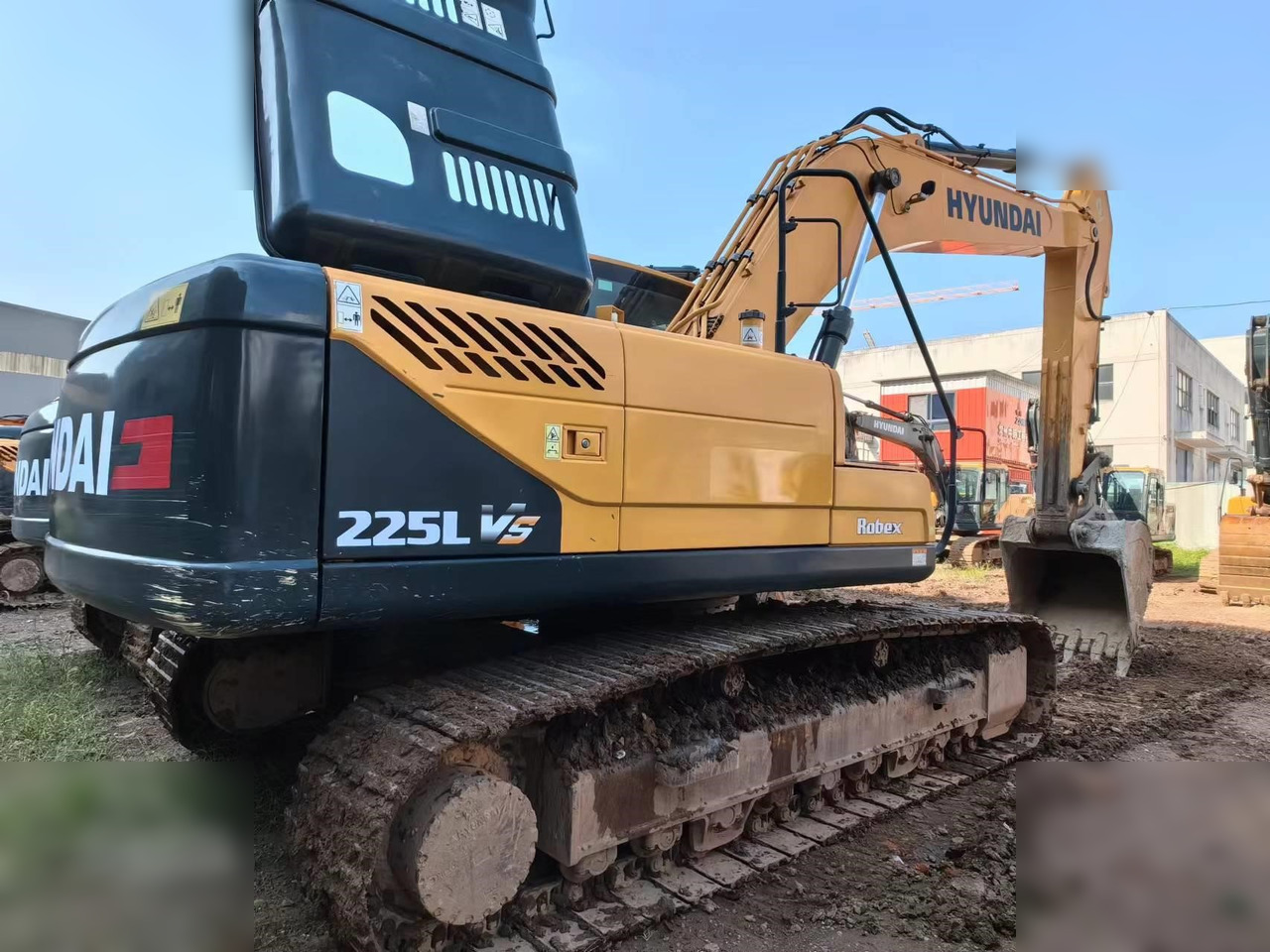 HYUNDAI 225LC-9 - Escavadora de rastos: foto 2 HYUNDAI 225LC-9 - Escavadora de rastos: foto 2
