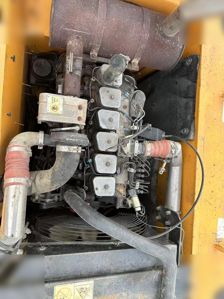 HYUNDAI ROBEX 210 LC-7 - Escavadora de rastos: foto 5 HYUNDAI ROBEX 210 LC-7 - Escavadora de rastos: foto 5