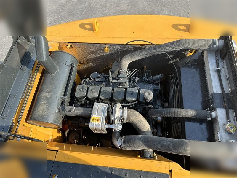 Escavadeira de rodas HYUNDAI ROBEX 210W-9: foto 11