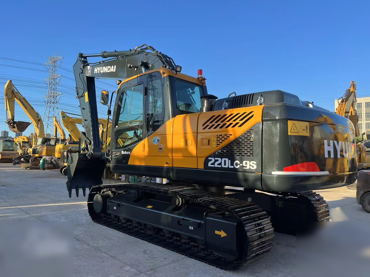 Escavadora de rastos HYUNDAI ROBEX 220 LC-9S: foto 7