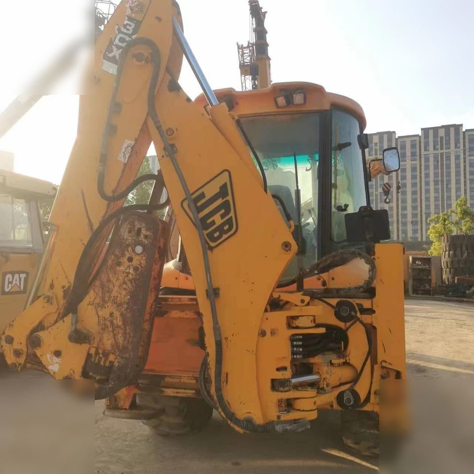 JCB 3CX - Retroescavadeira: foto 3 JCB 3CX - Retroescavadeira: foto 3