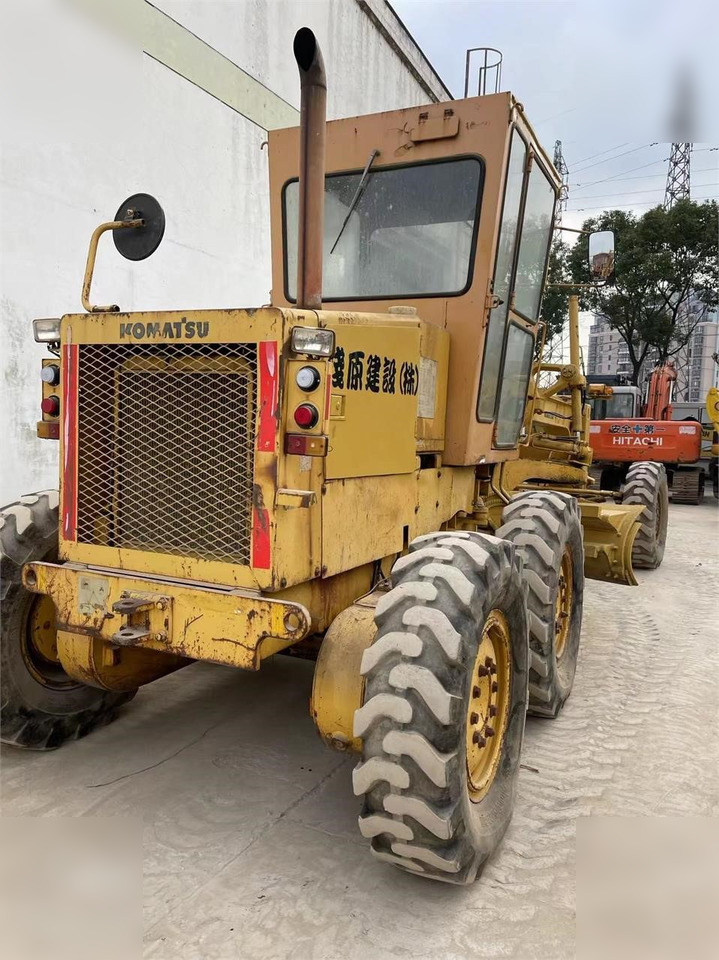 KOMATSU GD511A - Motoniveladora: foto 2 KOMATSU GD511A - Motoniveladora: foto 2