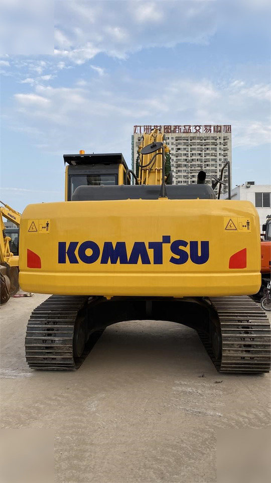 KOMATSU PC220-8 - Escavadora de rastos: foto 4 KOMATSU PC220-8 - Escavadora de rastos: foto 4