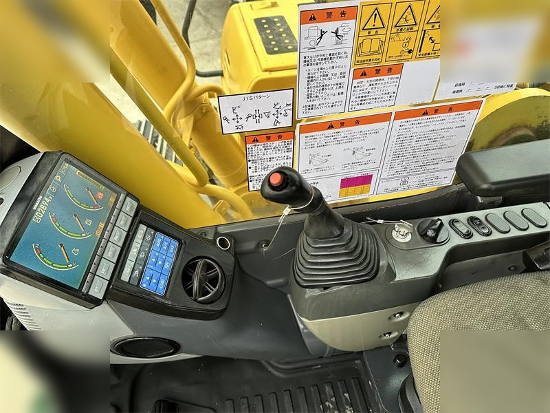 Leasing de KOMATSU PC240 LC-8 KOMATSU PC240 LC-8: foto 11