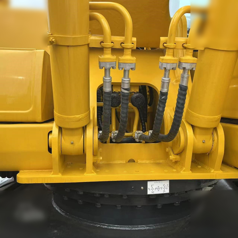 Leasing de KOMATSU PC240 LC-8 KOMATSU PC240 LC-8: foto 6