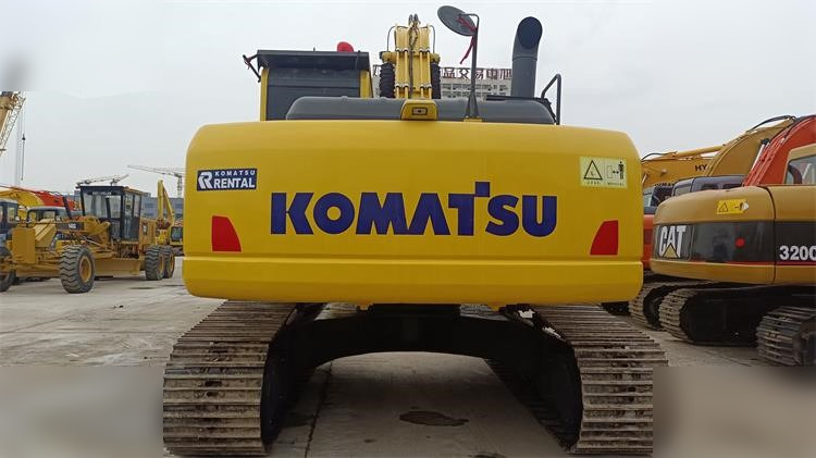 KOMATSU PC240 LC - Escavadora de rastos: foto 2 KOMATSU PC240 LC - Escavadora de rastos: foto 2