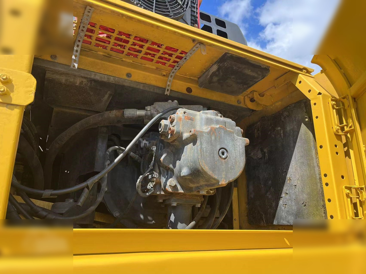 KOMATSU PC400-8R - Escavadora de rastos: foto 5 KOMATSU PC400-8R - Escavadora de rastos: foto 5