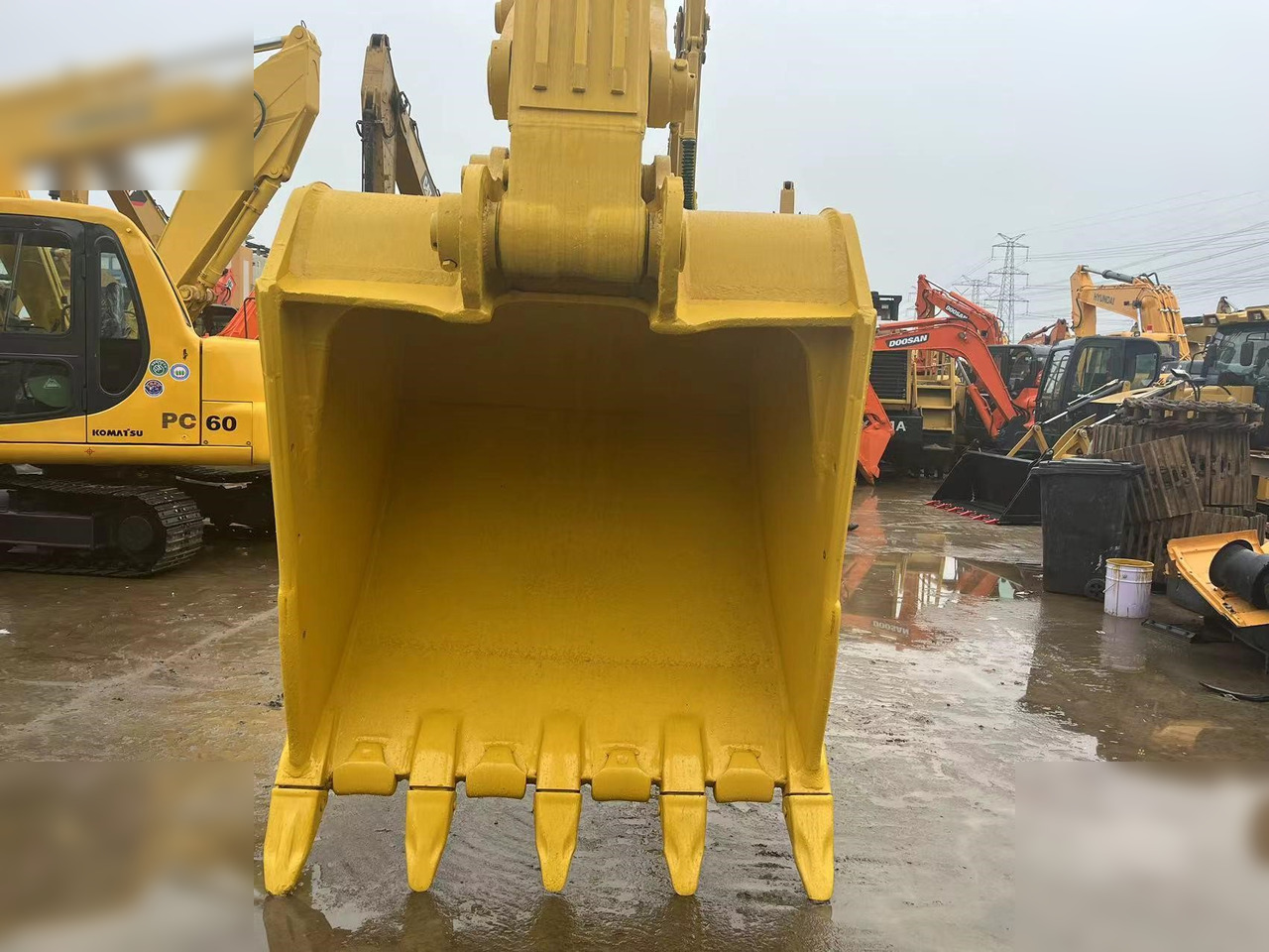 KOMATSU PC450 LC-8 - Escavadora de rastos: foto 4 KOMATSU PC450 LC-8 - Escavadora de rastos: foto 4