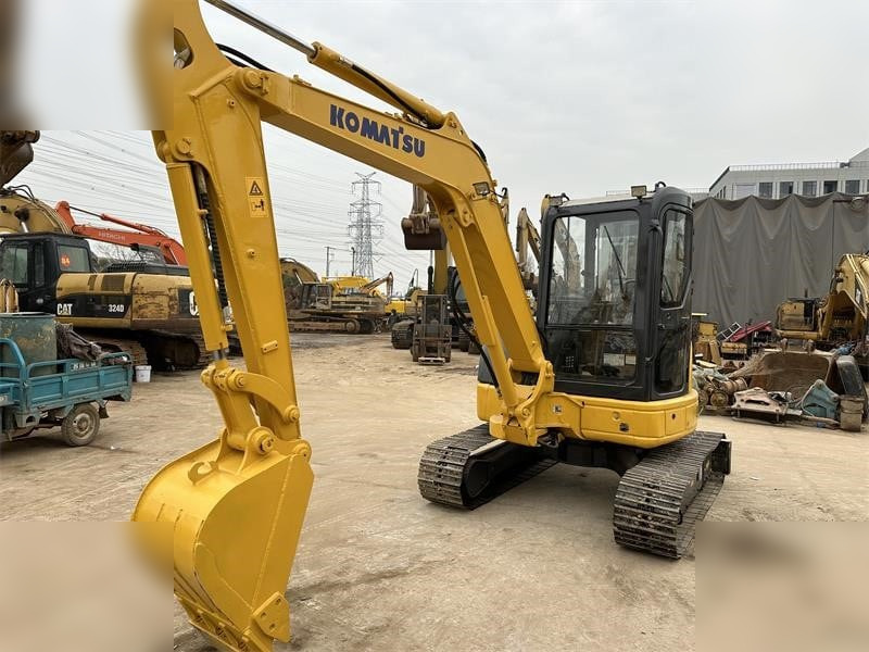 KOMATSU PC50MR-2 - Mini escavadeira: foto 5 KOMATSU PC50MR-2 - Mini escavadeira: foto 5