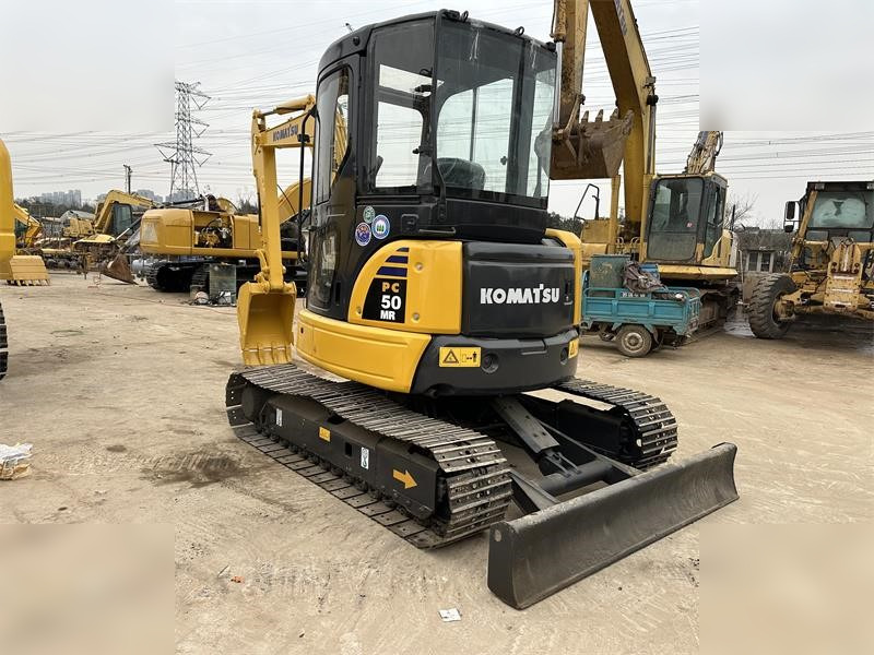 KOMATSU PC50MR-2 - Mini escavadeira: foto 1 KOMATSU PC50MR-2 - Mini escavadeira: foto 1