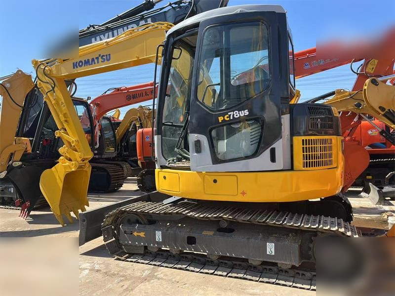 KOMATSU PC78US-6 - Escavadora de rastos: foto 2 KOMATSU PC78US-6 - Escavadora de rastos: foto 2