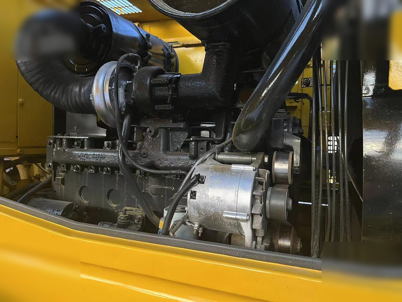 Pá carregadora de rodas KOMATSU WA320-3: foto 6 Pá carregadora de rodas KOMATSU WA320-3: foto 6