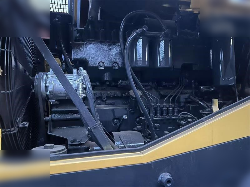 Pá carregadora de rodas KOMATSU WA470-3: foto 6 Pá carregadora de rodas KOMATSU WA470-3: foto 6