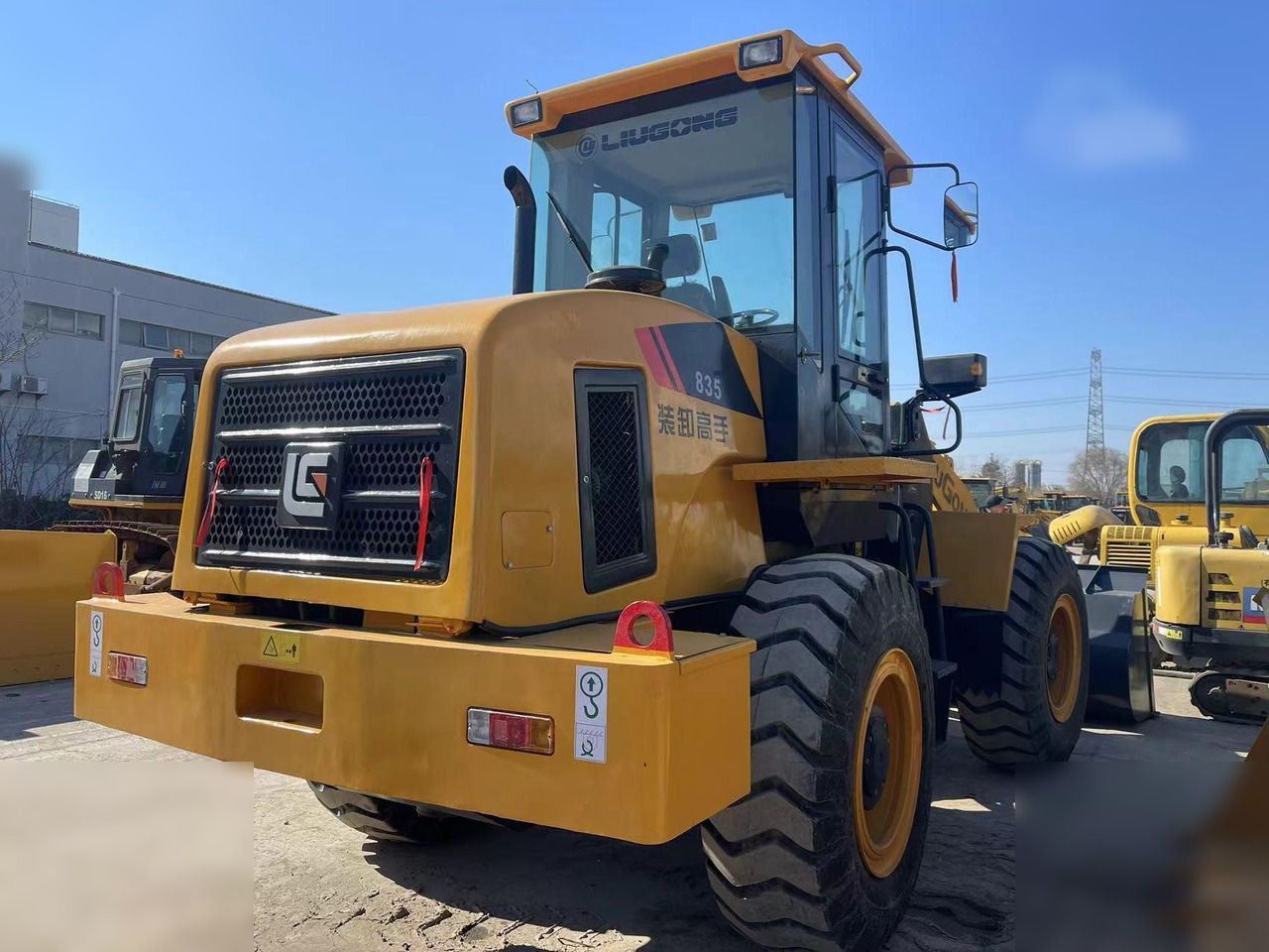 LIUGONG CLG835H - Pá carregadora de rodas: foto 4 LIUGONG CLG835H - Pá carregadora de rodas: foto 4