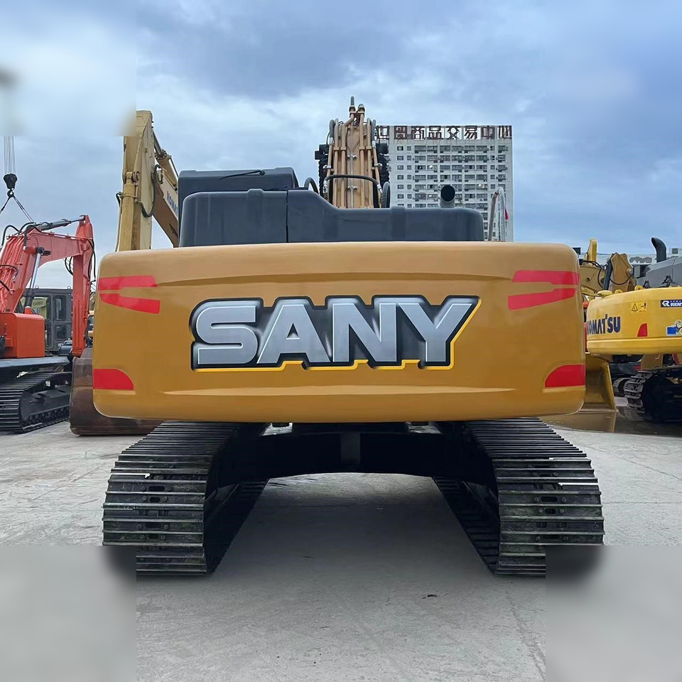 SANY SY215C - Escavadora de rastos: foto 3 SANY SY215C - Escavadora de rastos: foto 3