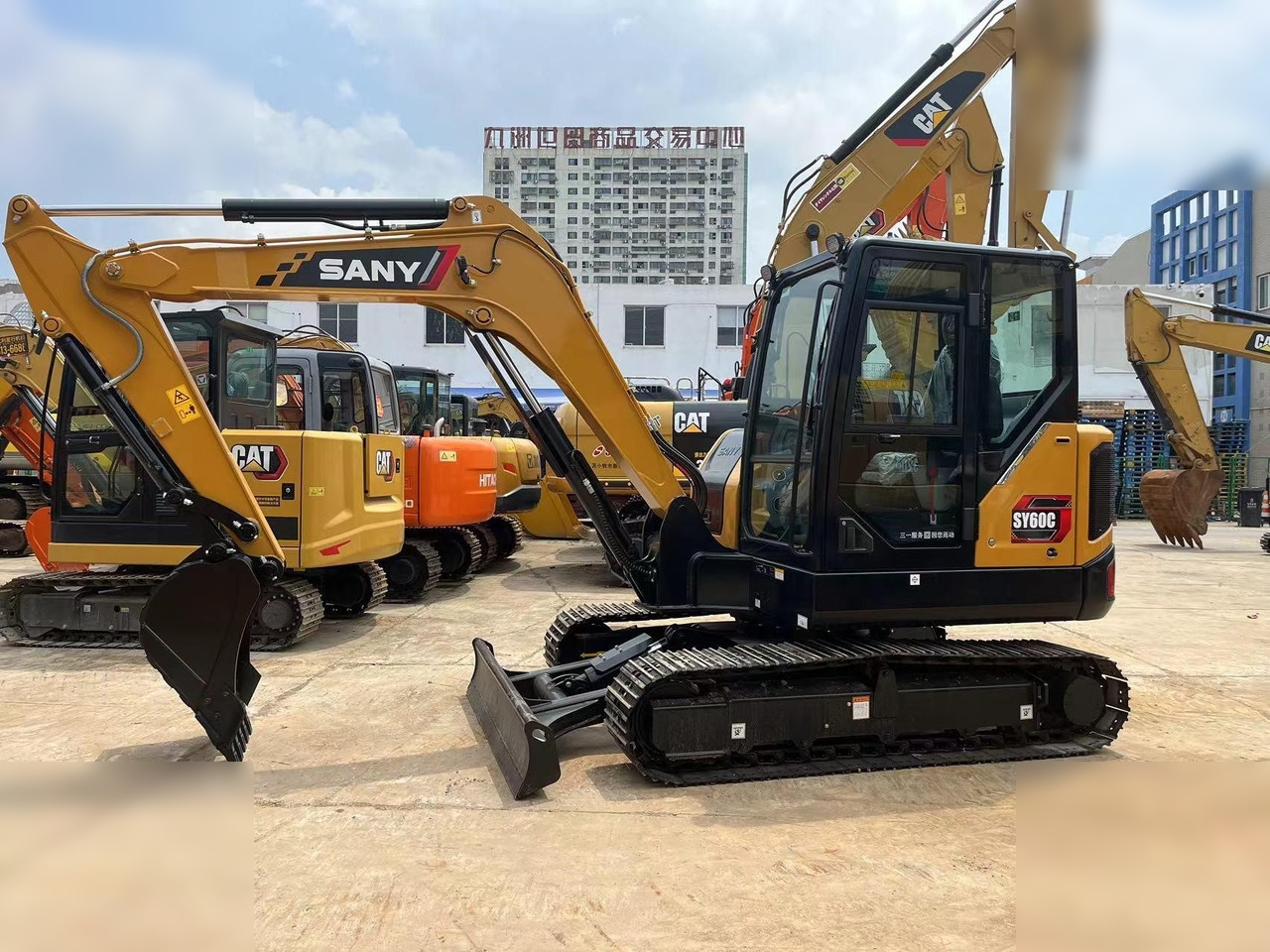 SANY SY60C - Escavadora de rastos: foto 1 SANY SY60C - Escavadora de rastos: foto 1