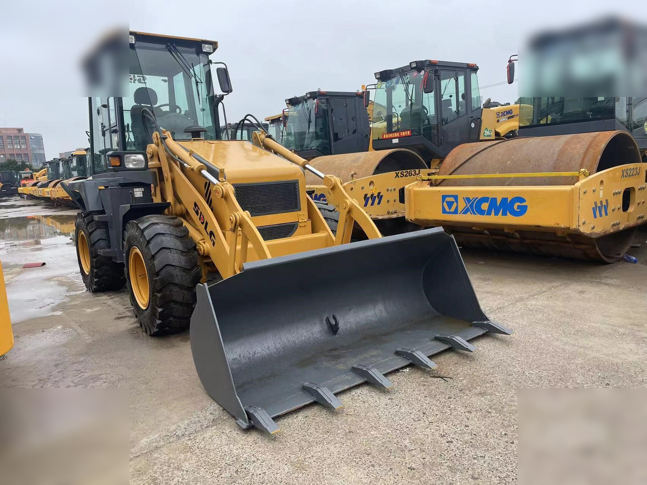 SDLG LGB680 - Retroescavadeira: foto 3 SDLG LGB680 - Retroescavadeira: foto 3