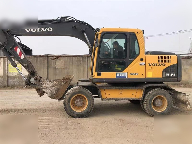 VOLVO EW145B - Escavadeira de rodas: foto 2 VOLVO EW145B - Escavadeira de rodas: foto 2