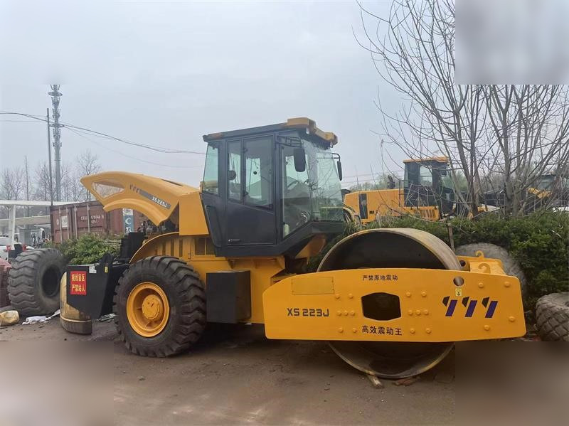 XCMG XS223J - Compactador: foto 1 XCMG XS223J - Compactador: foto 1