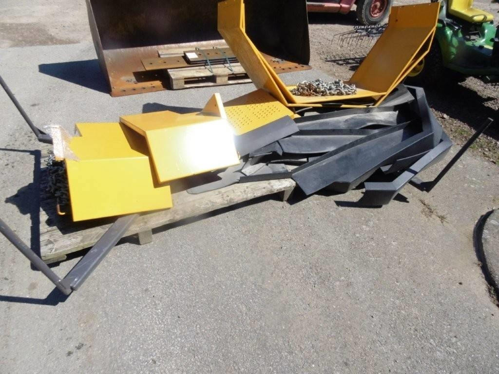 Volvo L 150 C - Para-lama por Pá carregadora: foto 2 Volvo L 150 C - Para-lama por Pá carregadora: foto 2