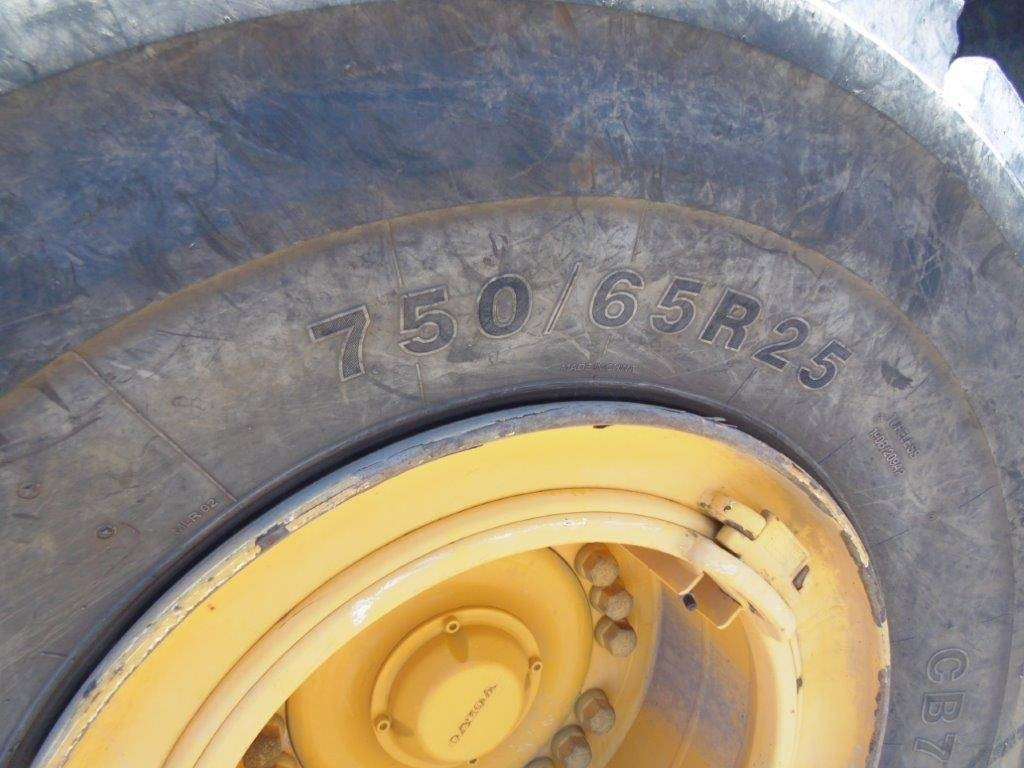 Volvo L110 H med optishift Fullutrustad med CDC-våg-kamr - Pá carregadora de rodas: foto 1 Volvo L110 H med optishift Fullutrustad med CDC-våg-kamr - Pá carregadora de rodas: foto 1