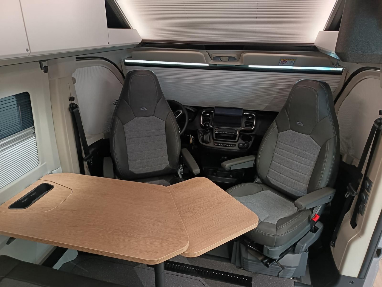 Campervan Adria Twin "60Y" 640 SLB 4,25MAXI*JUBILEE*MARKISE*LED: foto 15 Campervan Adria Twin "60Y" 640 SLB 4,25MAXI*JUBILEE*MARKISE*LED: foto 15