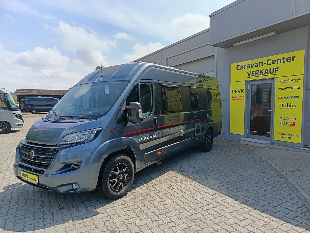 Adria Twin 640SLX Platinum*MARKISE*TV*SAT*FAHRRADTRÄG. - Campervan: foto 3 Adria Twin 640SLX Platinum*MARKISE*TV*SAT*FAHRRADTRÄG. - Campervan: foto 3