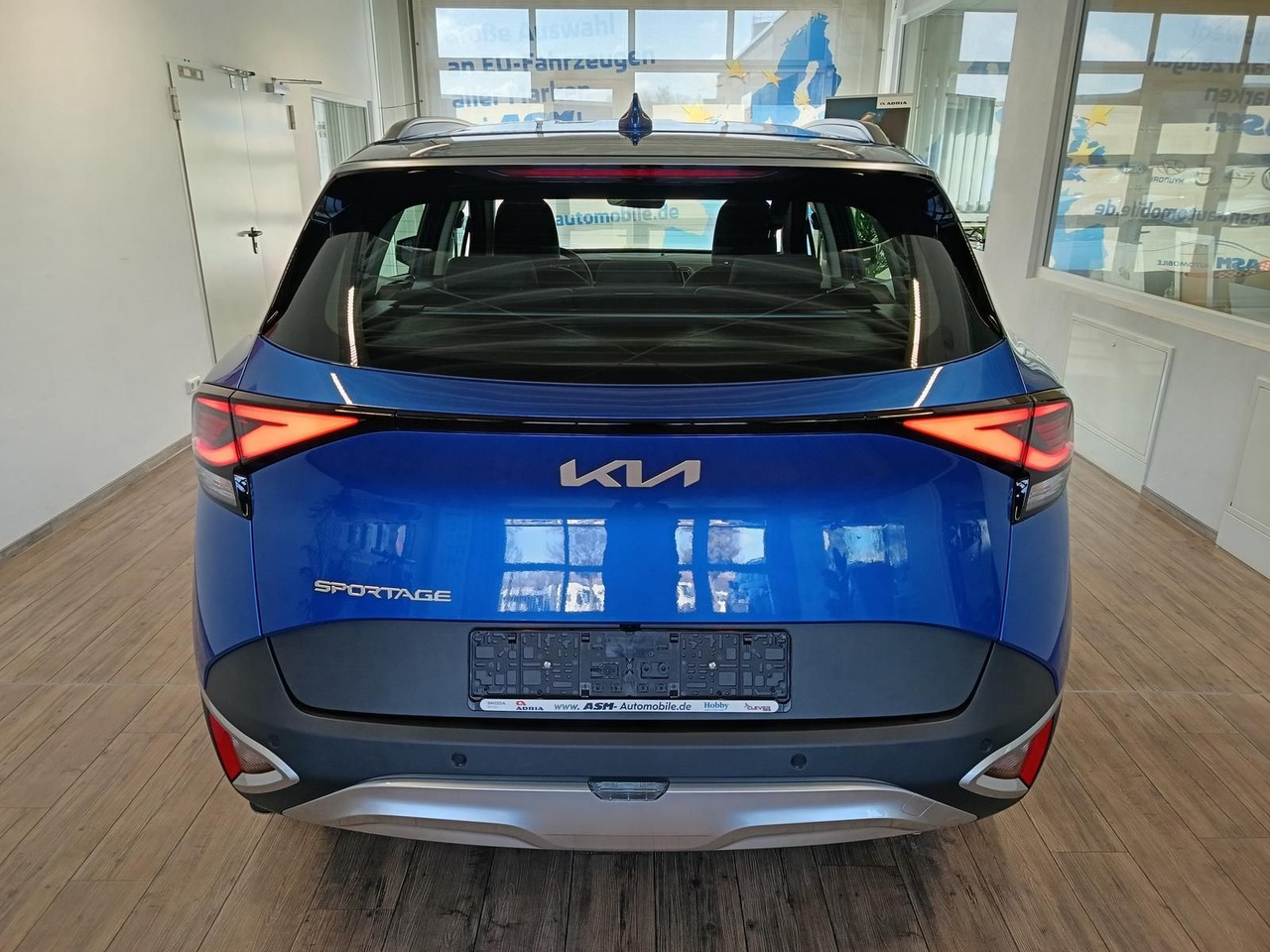 Kia Sportage 1.6 T-GDI DCT Vision*NAVI*LED*R-KAM*DAB - SUV: foto 5 Kia Sportage 1.6 T-GDI DCT Vision*NAVI*LED*R-KAM*DAB - SUV: foto 5