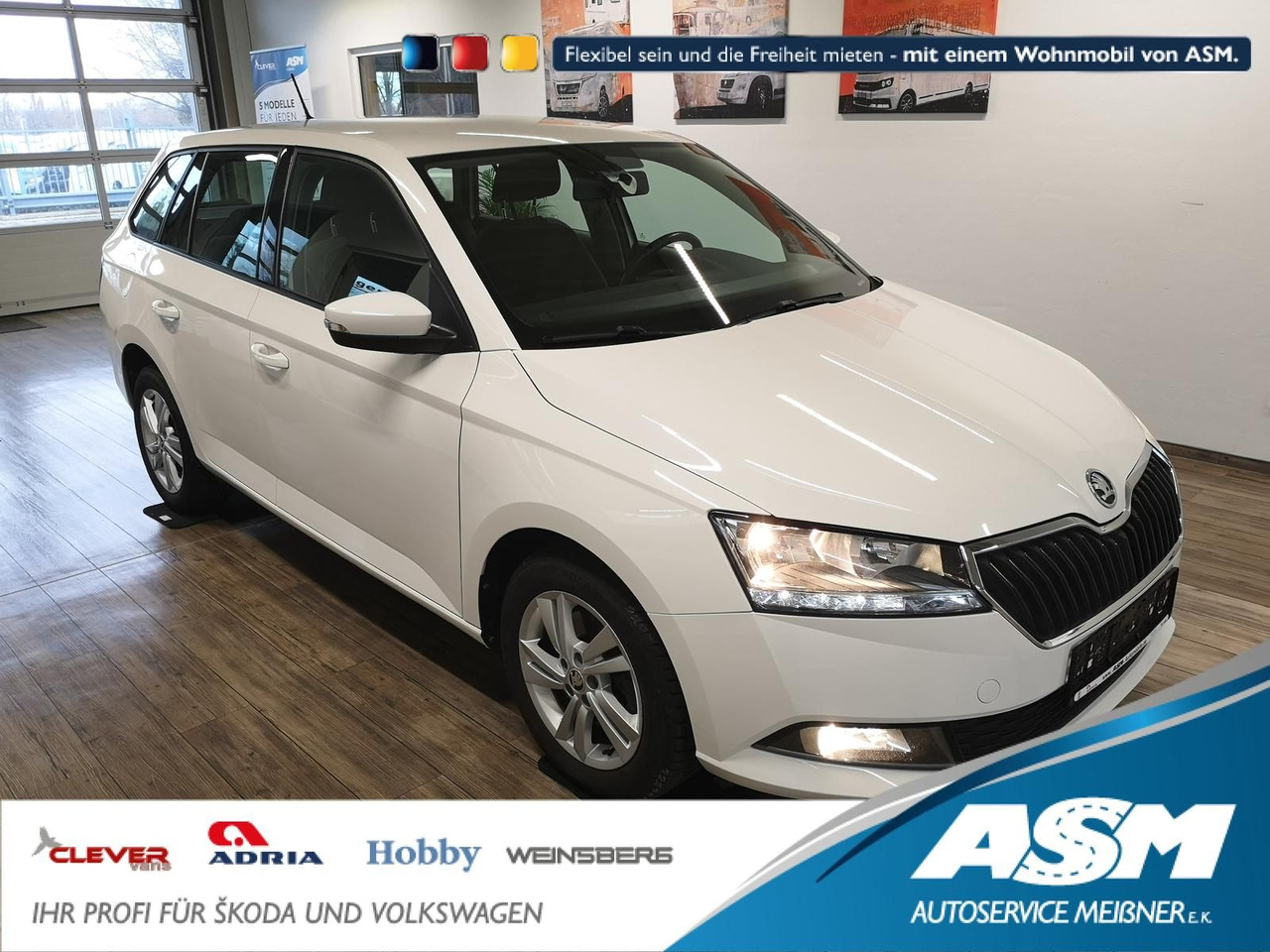 Skoda Fabia Combi Ambition 1.0TSI 81kW+R-KAM+PDC+KLIMA - Automóvel: foto 1 Skoda Fabia Combi Ambition 1.0TSI 81kW+R-KAM+PDC+KLIMA - Automóvel: foto 1