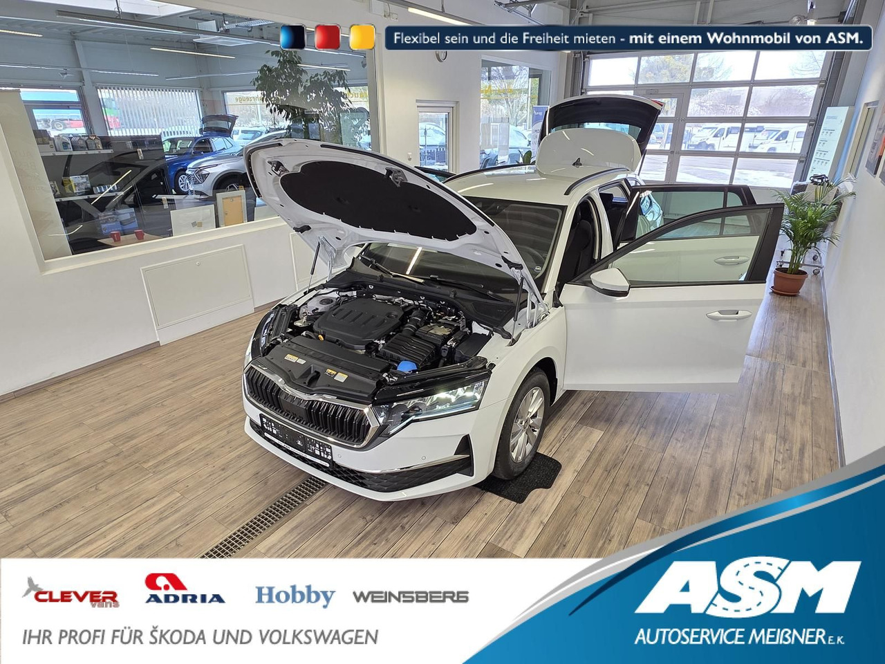 Skoda Octavia Combi Selection DSG*LED*ACC*WINTERPAKET* - Automóvel: foto 1 Skoda Octavia Combi Selection DSG*LED*ACC*WINTERPAKET* - Automóvel: foto 1