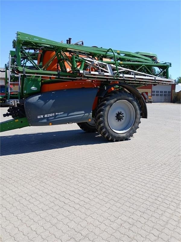 Amazone Ux 6201 super 42 m - Pulverizador de arrastar: foto 2 Amazone Ux 6201 super 42 m - Pulverizador de arrastar: foto 2