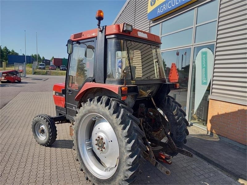 Case IH 695 XL - Trator: foto 4 Case IH 695 XL - Trator: foto 4